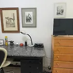 Quarto Com Area De Trabalho